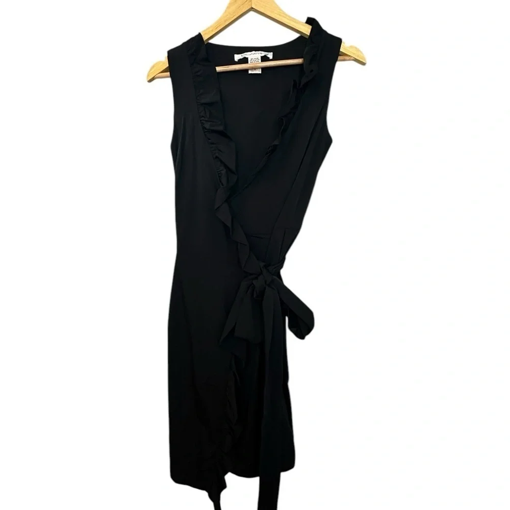 DIANE VON FURSTENBERG // "Andra" wrap black ruffle dress 4 - Picture 3 of 7